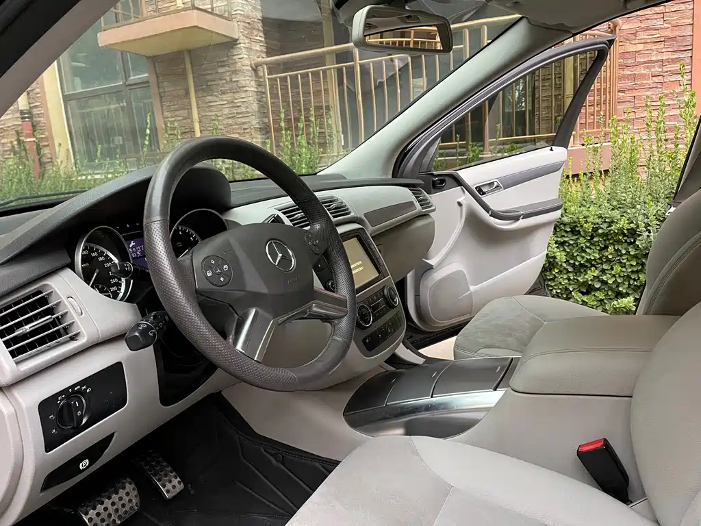 Mercedes-Benz R-Class — миниатюра 5