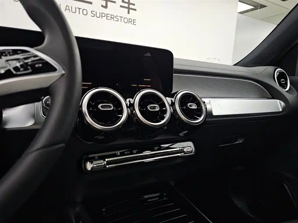 Mercedes-Benz GLB 2024 GLB 200