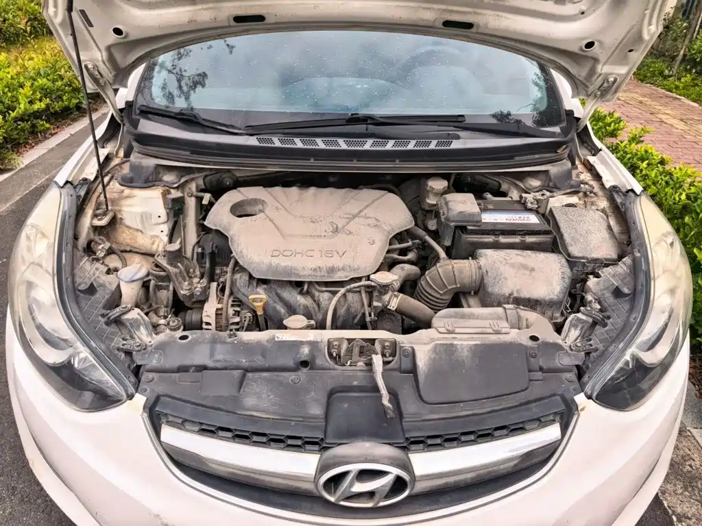 Hyundai Elantra Langdong — миниатюра 11