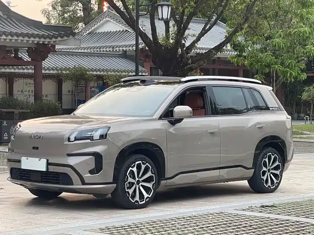 GAC Aion V