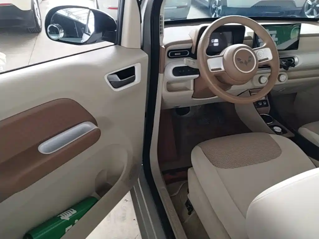 Wuling MINIEV — миниатюра 16