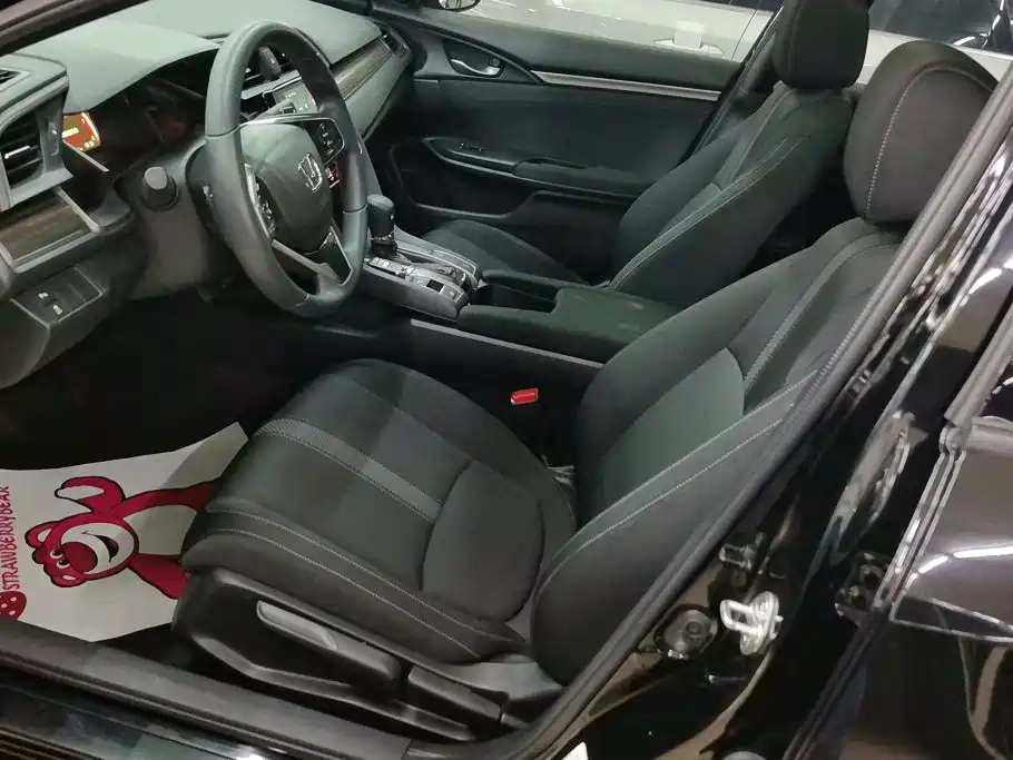 Honda Civic — миниатюра 9