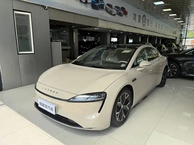 HONGMENG ZHIXING WISDOM WORLD S7 2025