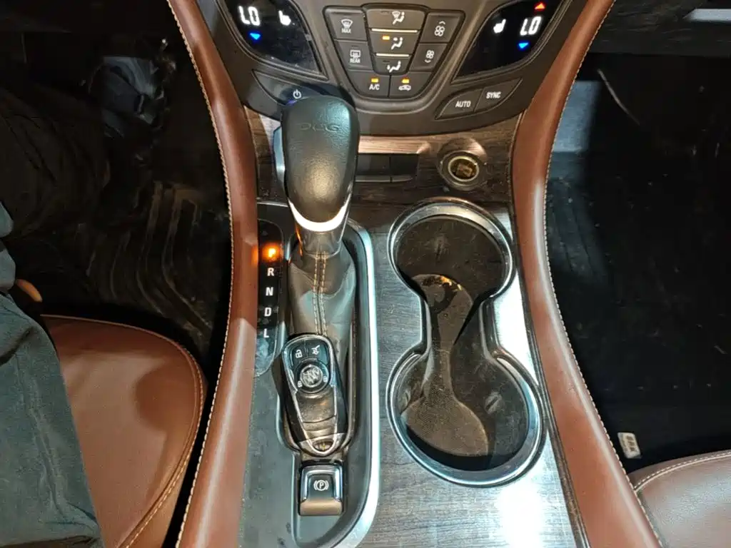 Buick Envision Plus — миниатюра 14