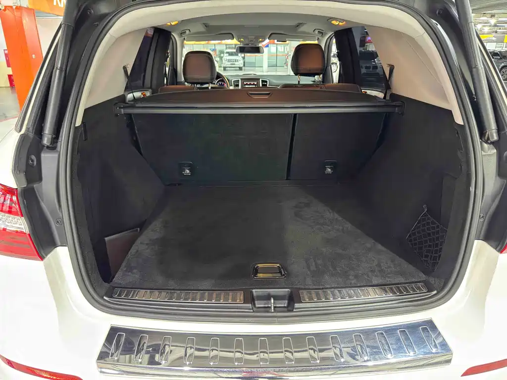 Mercedes-Benz M-Class — миниатюра 23