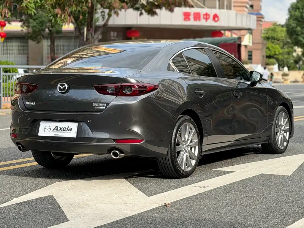 Mazda 3 Axela — миниатюра 13
