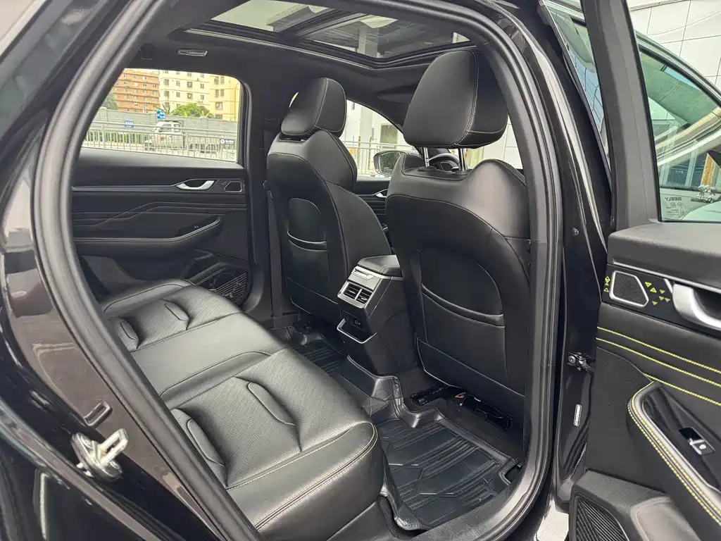 GEELY AUTOMOBILE XINGRUI