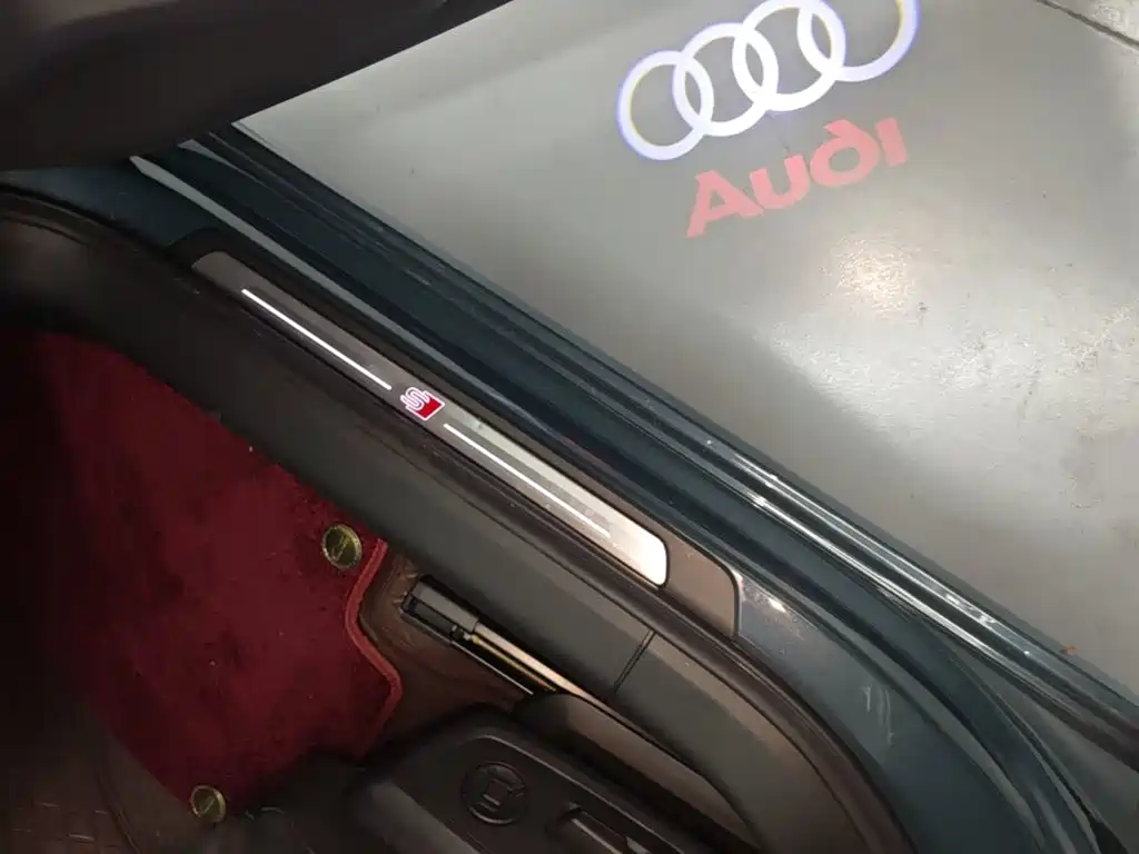 Audi A6 (Import) — миниатюра 21