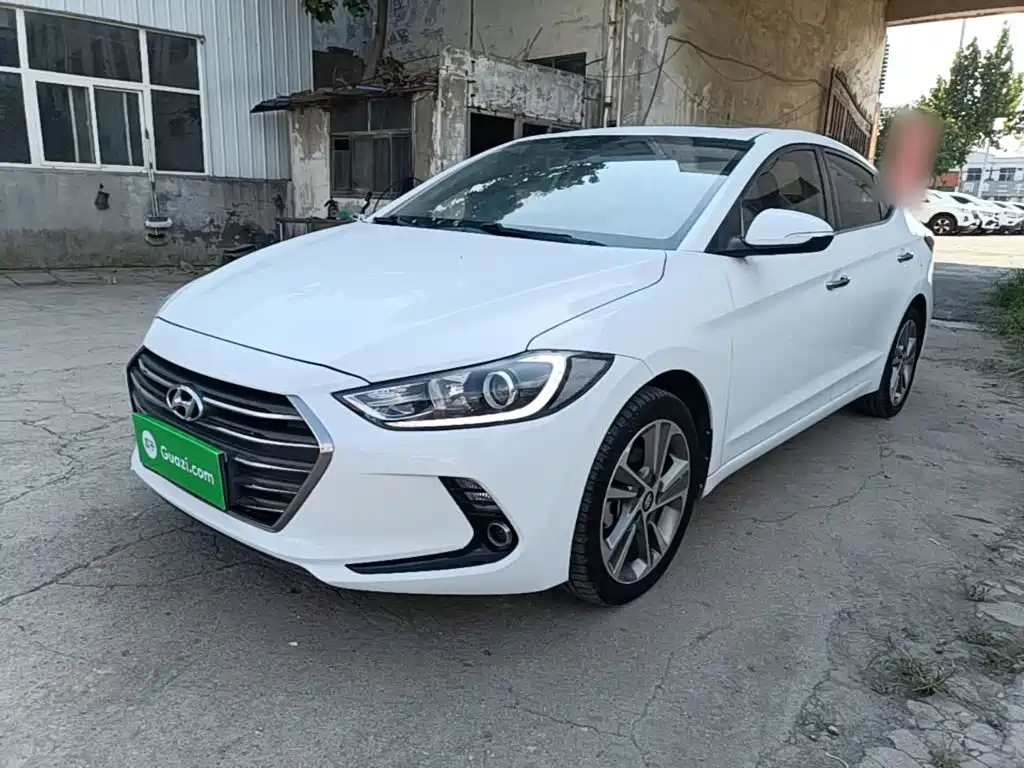 Hyundai Elantra — миниатюра 2
