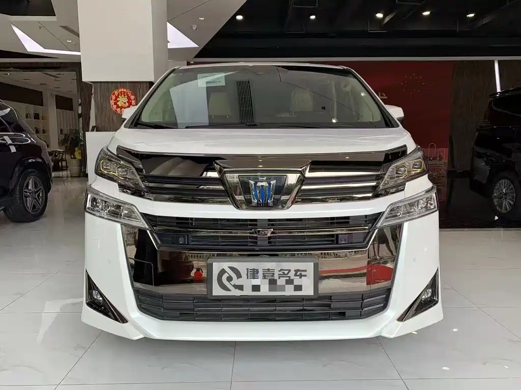Toyota Vellfire — миниатюра 2