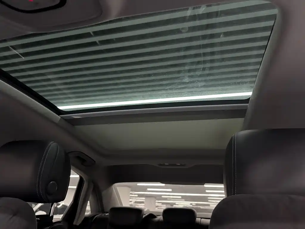 Audi A4L — миниатюра 11