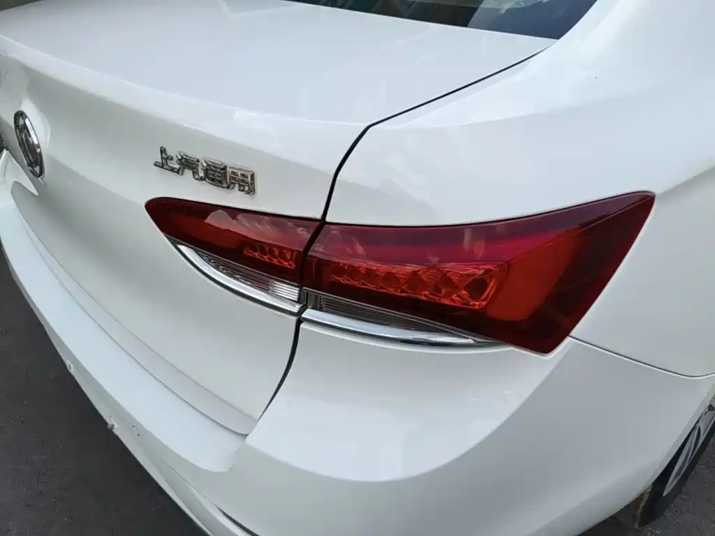Buick Excelle — миниатюра 8
