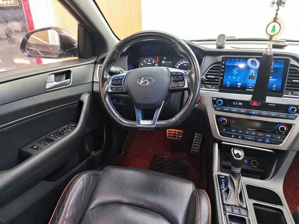 Hyundai Sonata — миниатюра 11