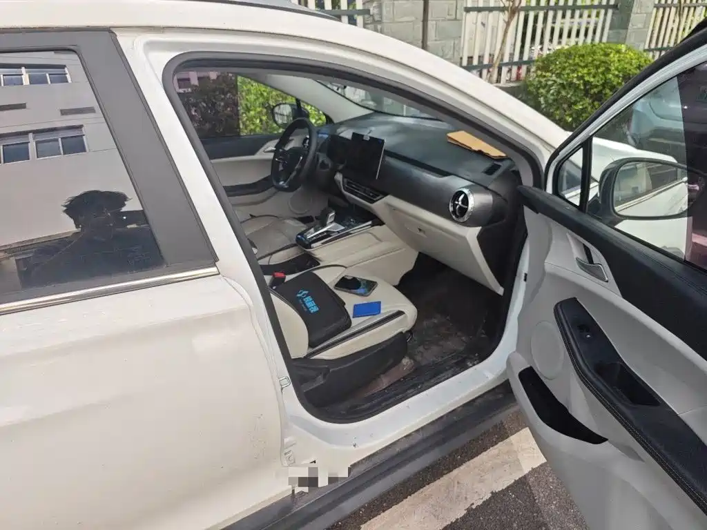 BYD Yuan Pro — миниатюра 20