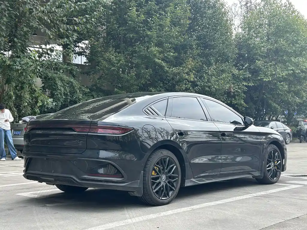 BYD Han — миниатюра 6