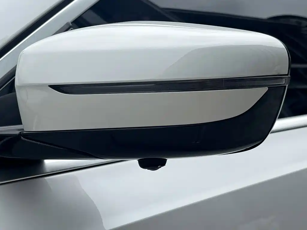 BMW 3 Series — миниатюра 11