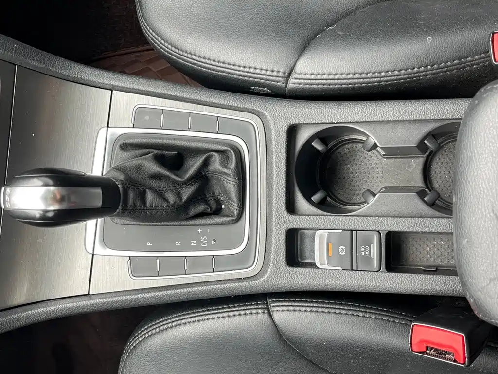 Volkswagen Golf — миниатюра 16