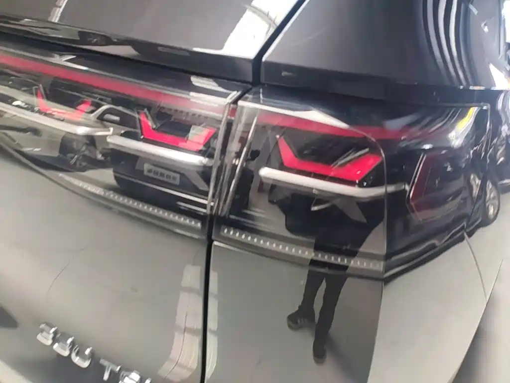 Volkswagen Tavendor 2024 330TSI Luxury