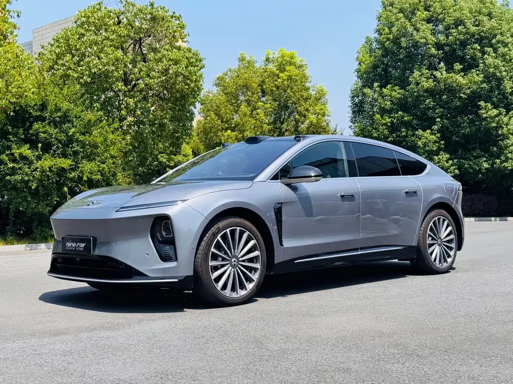 NIO ET9