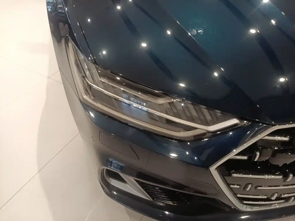 Audi A7L — миниатюра 13