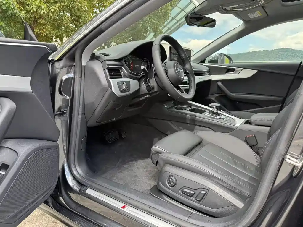 Audi A5 (Import) — миниатюра 4