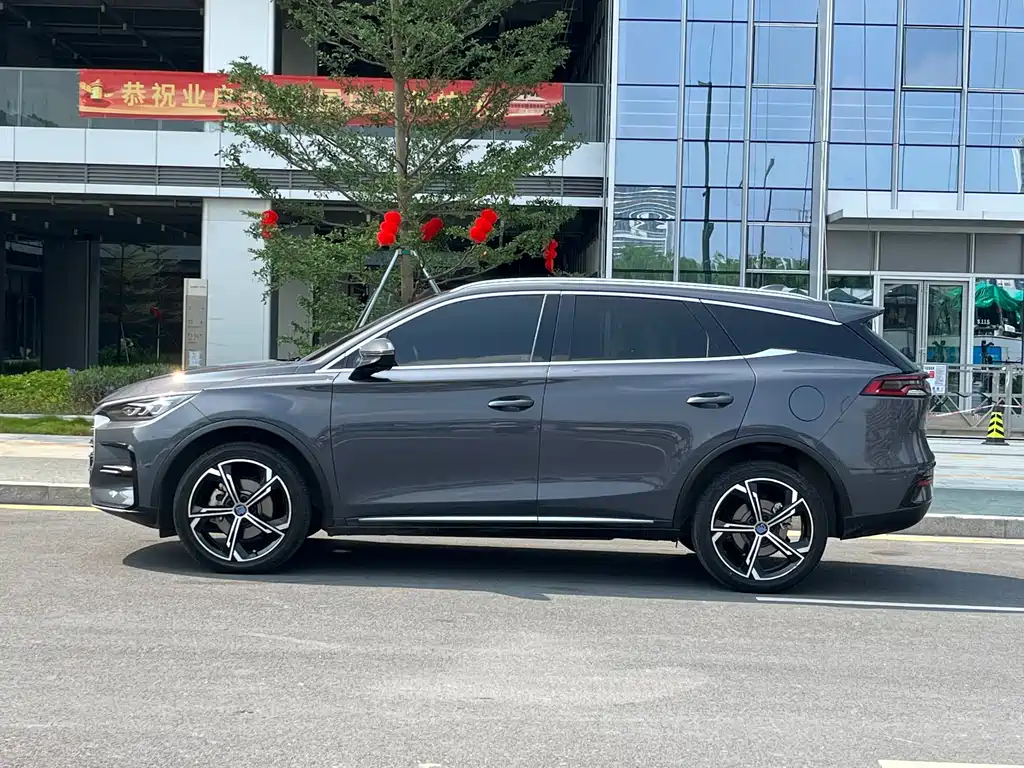 BYD Tang New Energy — миниатюра 7