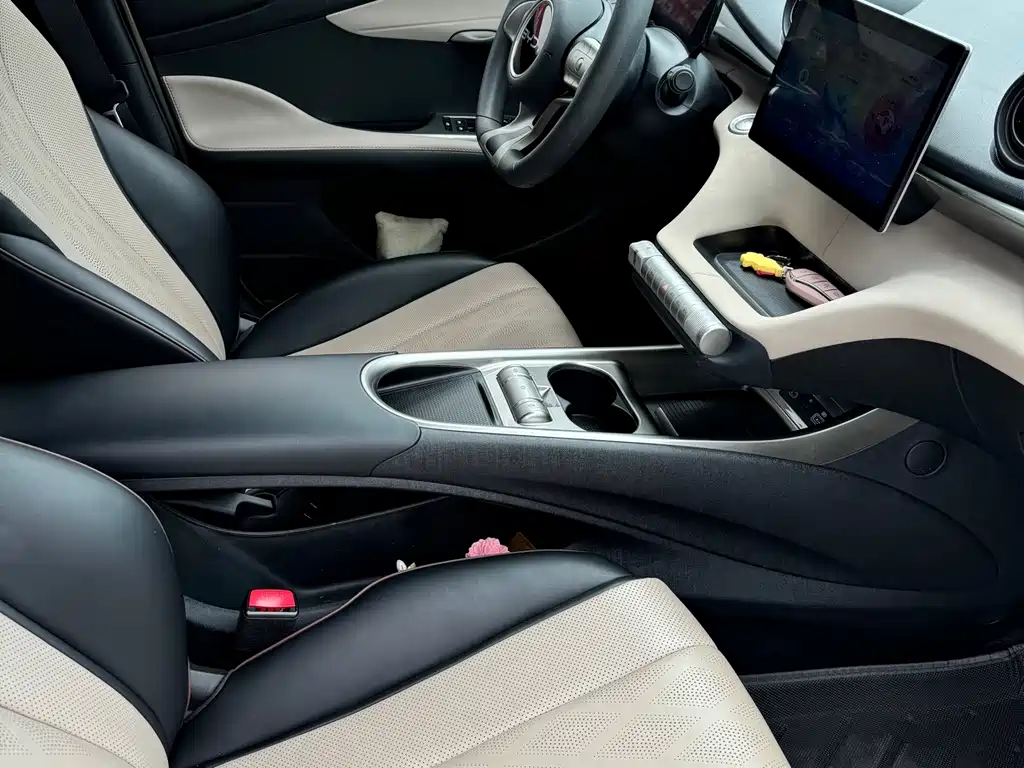 BYD Dolphin — миниатюра 8