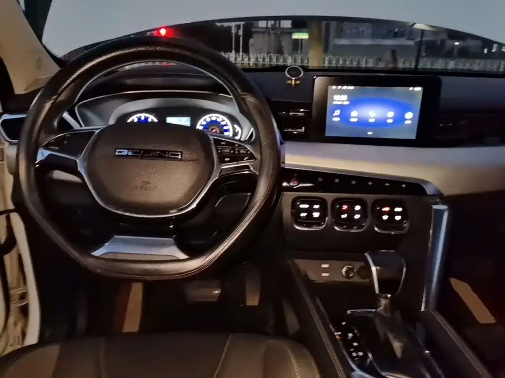 BAIC X3 — миниатюра 10