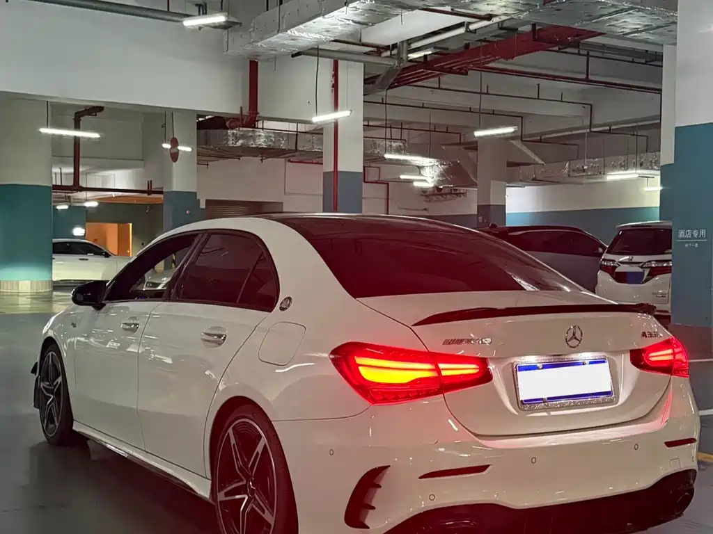 MERCEDES-BENZ A CLASS AMG