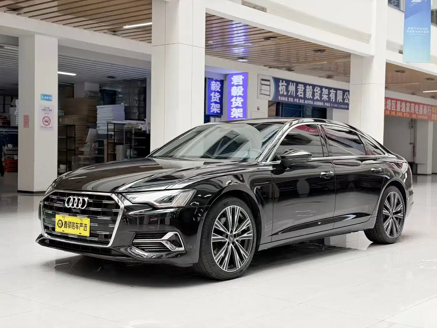 奥迪A6L 2023款 45 TFSI 臻选致雅型 2023