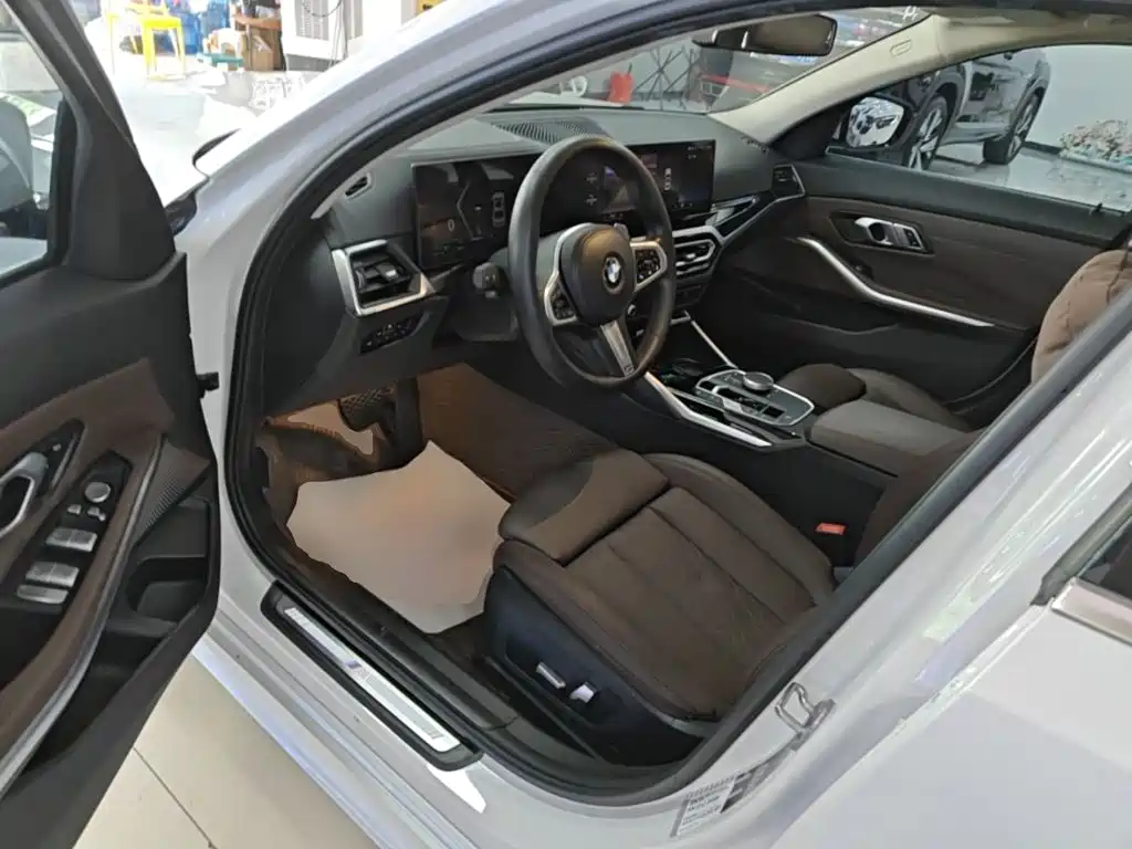 BMW 3 Series — миниатюра 16