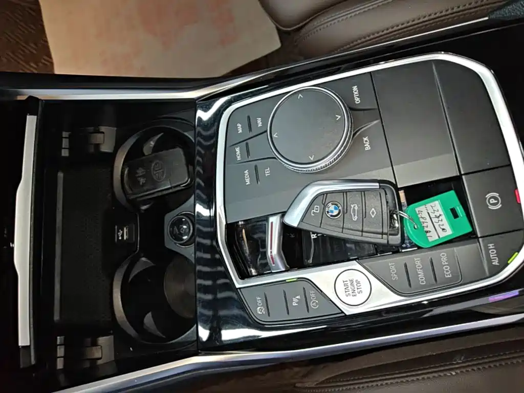 BMW 3 Series — миниатюра 14
