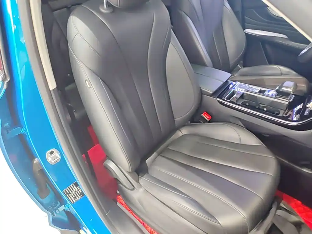 Roewe RX5 MAX — миниатюра 25