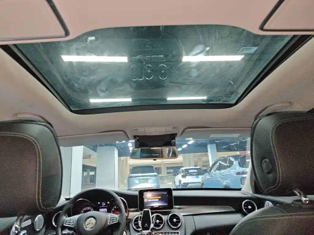 Mercedes-Benz C-Class — миниатюра 18