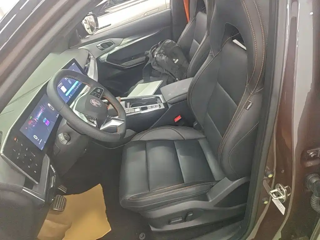 MG MG ONE — миниатюра 15