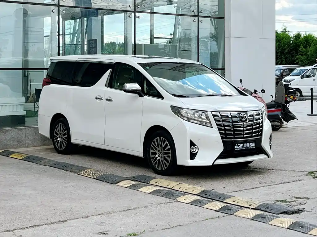 Toyota Alphard 2018 3.5L Luxury