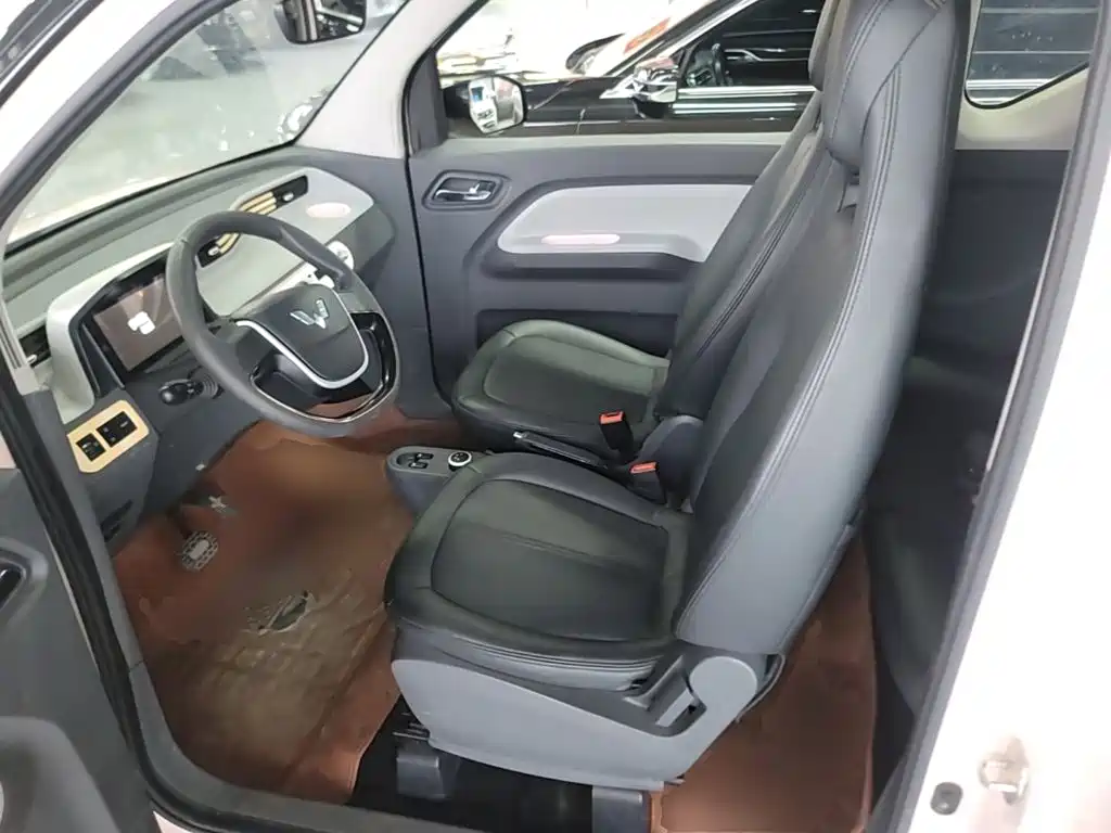 Wuling MINIEV — миниатюра 15