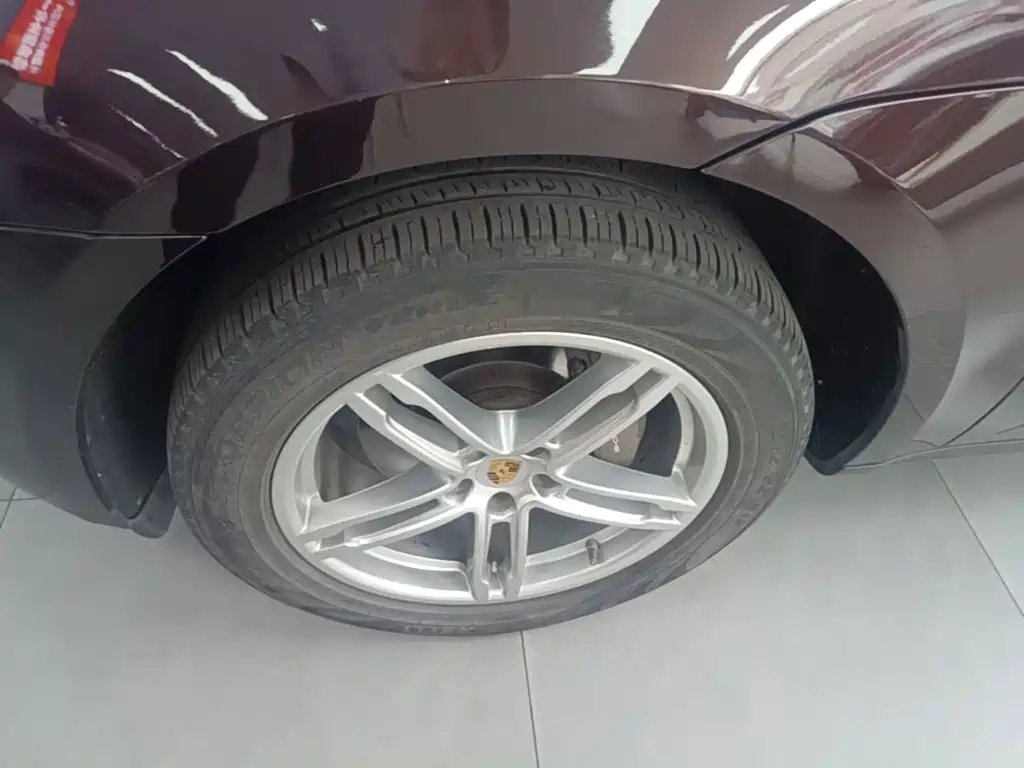 Porsche Macan — миниатюра 23