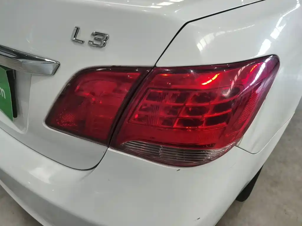 BYD L3 — миниатюра 8