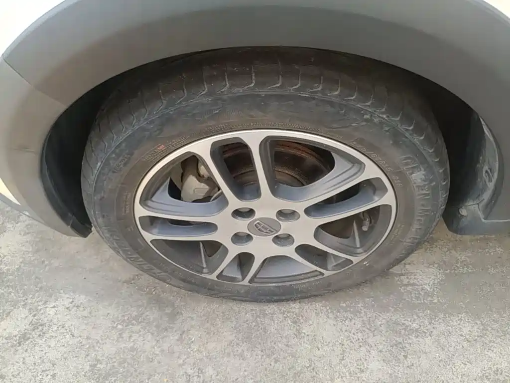 Geely Vision X1 — миниатюра 23