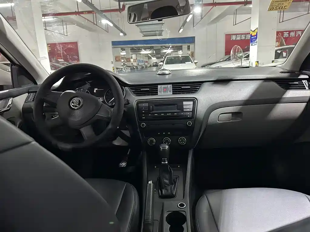 Skoda Octavia — миниатюра 12