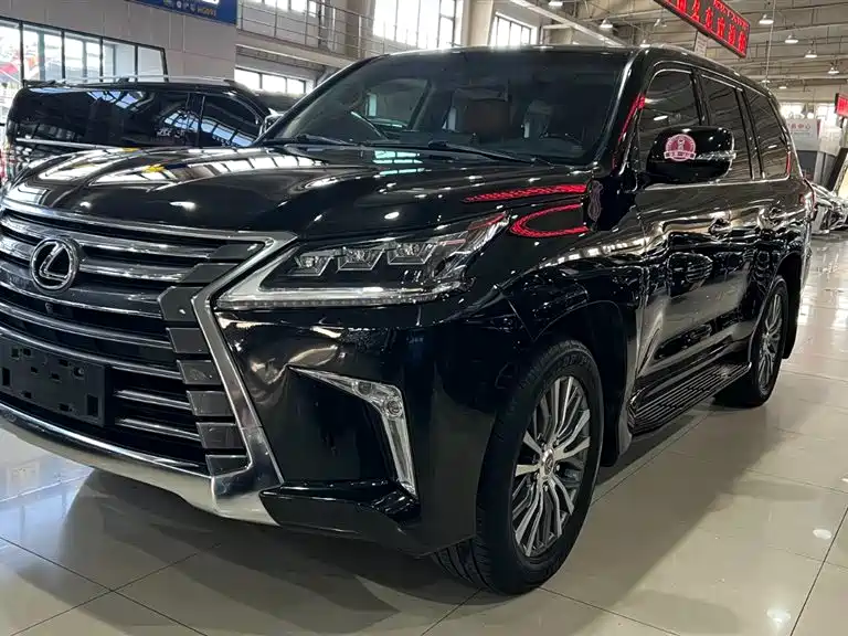 Lexus LX 2019