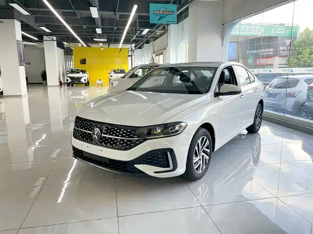 VOLKSWAGEN LAVIDA 2025
