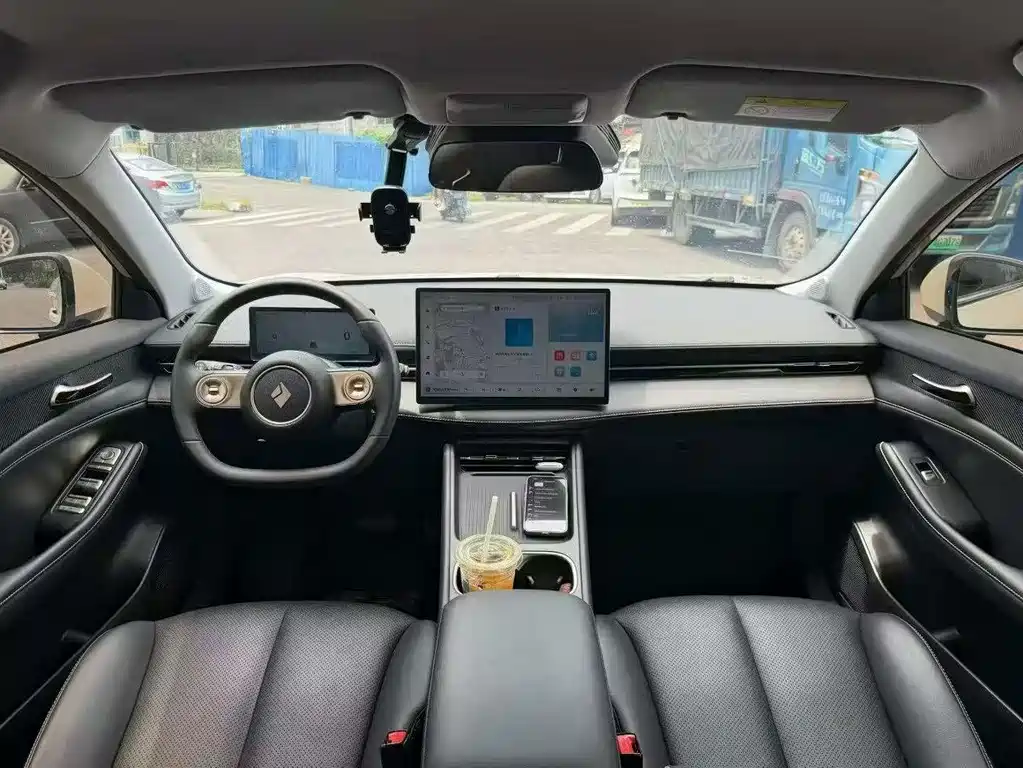 Baojun Yunhai — миниатюра 8