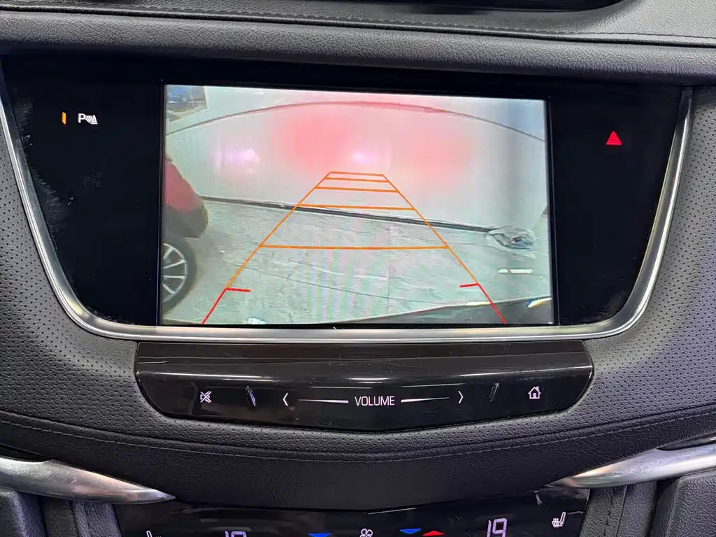 Cadillac XT5 — миниатюра 15