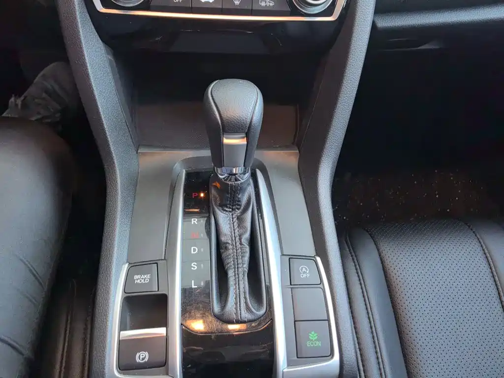 Honda Civic — миниатюра 10