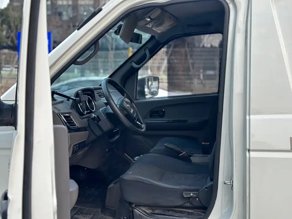 DONGFENG YUFENG EM26