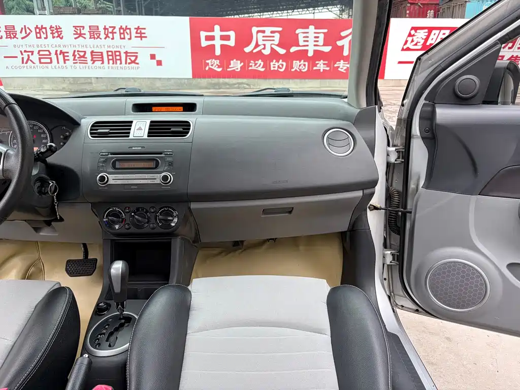 Suzuki Swift — миниатюра 11