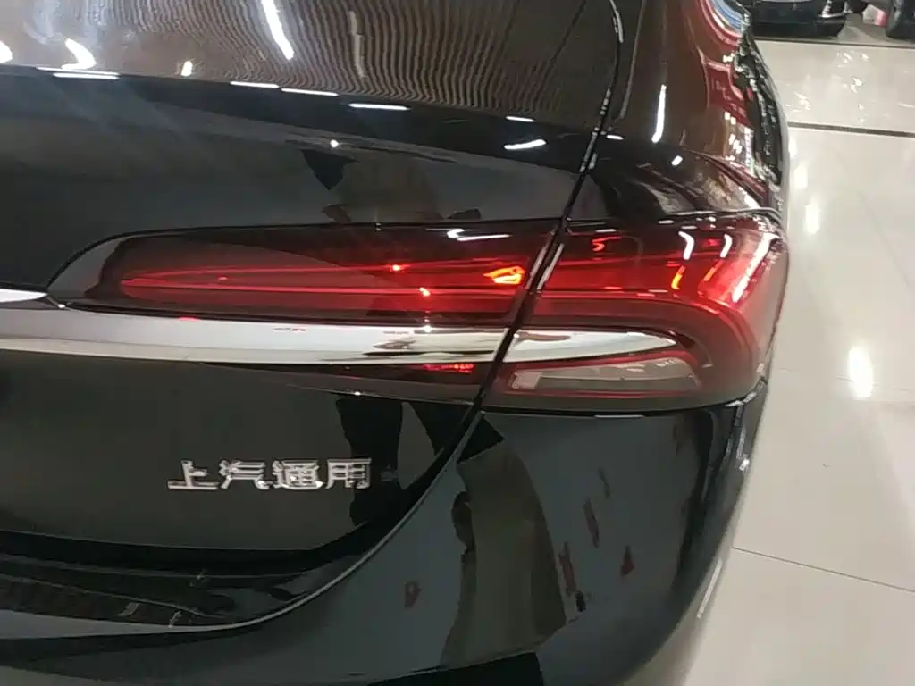 Buick LaCrosse — миниатюра 8