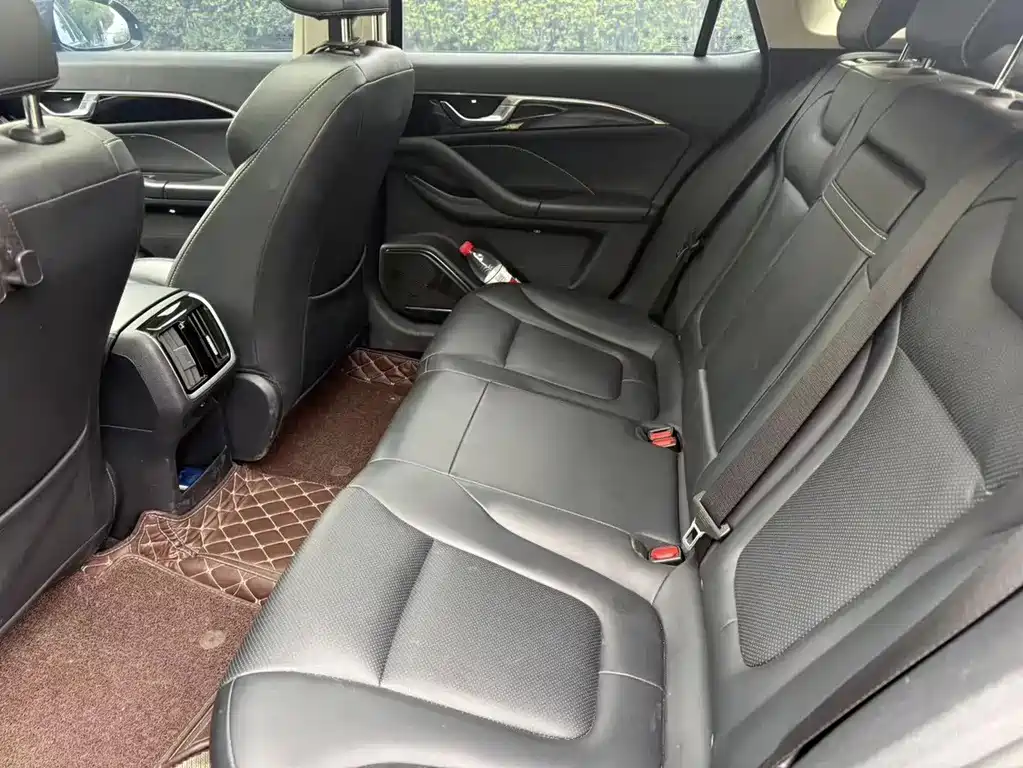 Bestune B70 2021 2.0T AT Smart